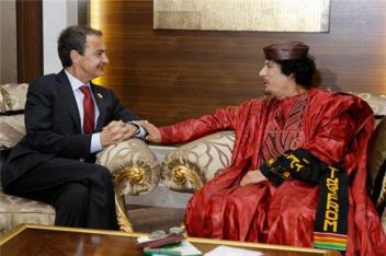 http://despabilar.files.wordpress.com/2011/11/gadhafi2bzapatero.jpg?w=352&h=234&h=234